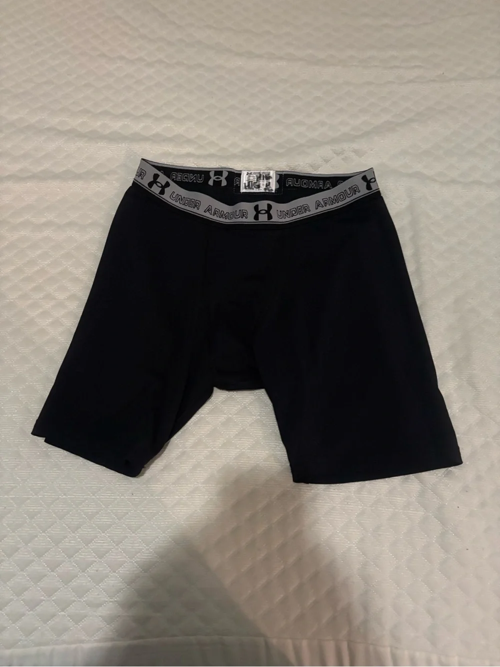 Under Armour Men’s XL Compression Shorts Black